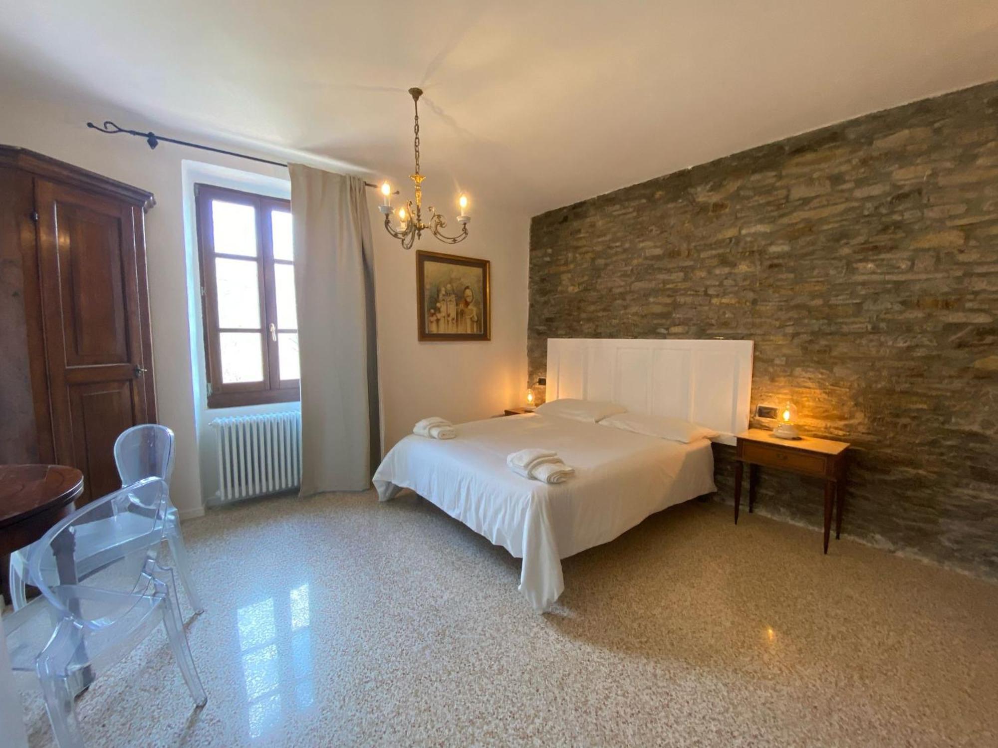 Bed and Breakfast La Lupa E L'Orso à Berceto Extérieur photo